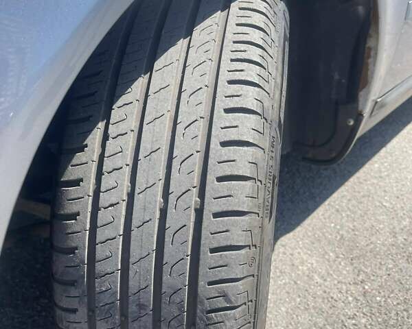 Серый Ауди А6, объемом двигателя 1.78 л и пробегом 321 тыс. км за 6000 $, фото 7 на Automoto.ua