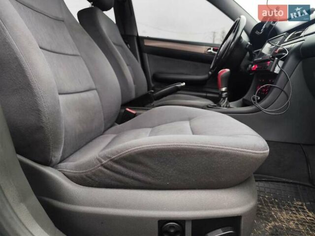 Сірий Ауді А6, об'ємом двигуна 1.8 л та пробігом 212 тис. км за 4777 $, фото 13 на Automoto.ua