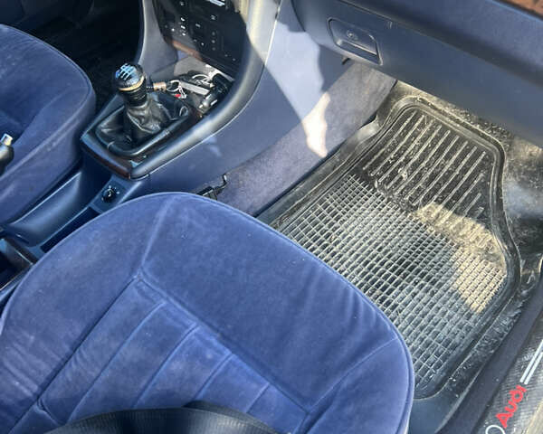 Ауді А6 1999 у Тернополі на Automoto.ua Сірий Ауді А6, об'ємом двигуна 2.4 л та пробігом 403 тис. км за 3999 $, фото 12 на Automoto.ua