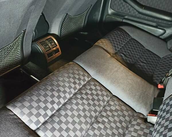 Серый Ауди А6, объемом двигателя 2.77 л и пробегом 328 тыс. км за 4999 $, фото 23 на Automoto.ua