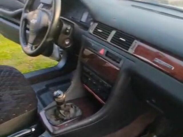 Серый Ауди А6, объемом двигателя 2.5 л и пробегом 250 тыс. км за 2372 $, фото 5 на Automoto.ua