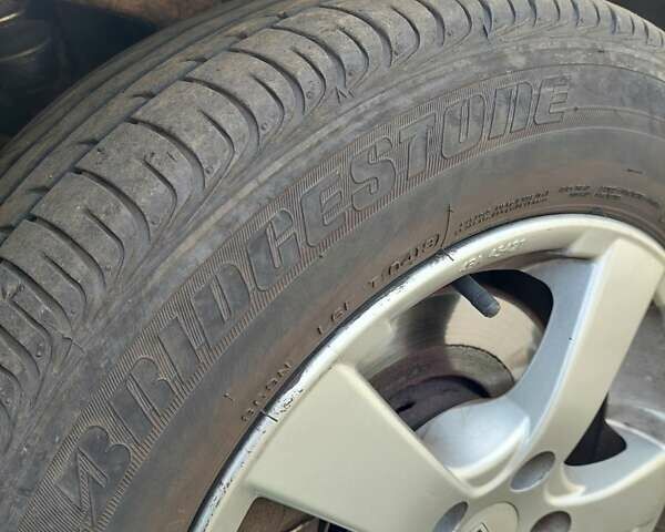 Серый Ауди А6, объемом двигателя 1.78 л и пробегом 400 тыс. км за 3600 $, фото 3 на Automoto.ua