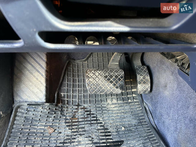 Серый Ауди А6, объемом двигателя 2.39 л и пробегом 275 тыс. км за 4900 $, фото 24 на Automoto.ua