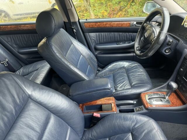 Серый Ауди А6, объемом двигателя 2.5 л и пробегом 250 тыс. км за 2999 $, фото 4 на Automoto.ua