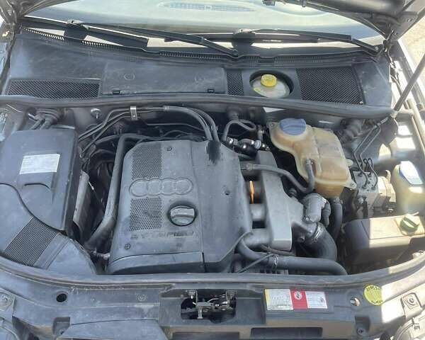 Серый Ауди А6, объемом двигателя 1.78 л и пробегом 321 тыс. км за 6000 $, фото 4 на Automoto.ua