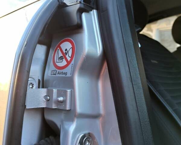 Серый Ауди А6, объемом двигателя 2.77 л и пробегом 328 тыс. км за 4999 $, фото 12 на Automoto.ua