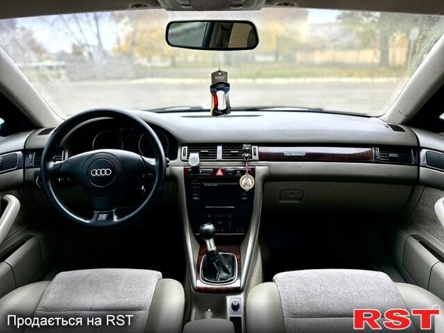 Серый Ауди А6, объемом двигателя 1.8 л и пробегом 300 тыс. км за 5000 $, фото 4 на Automoto.ua