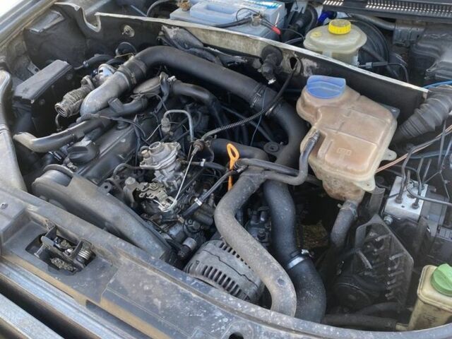 Серый Ауди А6, объемом двигателя 1.9 л и пробегом 300 тыс. км за 1250 $, фото 6 на Automoto.ua