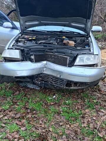 Серый Ауди А6, объемом двигателя 2.8 л и пробегом 380 тыс. км за 1500 $, фото 3 на Automoto.ua