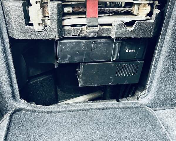 Серый Ауди А6, объемом двигателя 2.5 л и пробегом 294 тыс. км за 3750 $, фото 2 на Automoto.ua