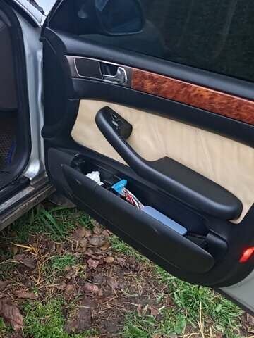 Серый Ауди А6, объемом двигателя 2.8 л и пробегом 380 тыс. км за 1500 $, фото 9 на Automoto.ua