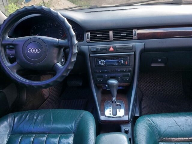 Сірий Ауді А6, об'ємом двигуна 2.4 л та пробігом 239 тис. км за 4500 $, фото 5 на Automoto.ua