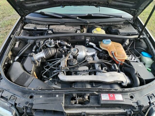 Ауди А6 2000 в Харькове на Automoto.ua Серый Ауди А6, объемом двигателя 2.5 л и пробегом 224 тыс. км за 2500 $, фото 8 на Automoto.ua