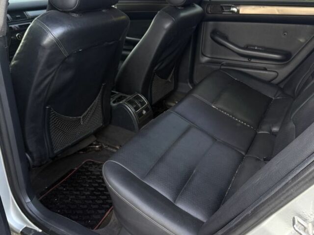 Сірий Ауді А6, об'ємом двигуна 1.9 л та пробігом 300 тис. км за 1450 $, фото 5 на Automoto.ua