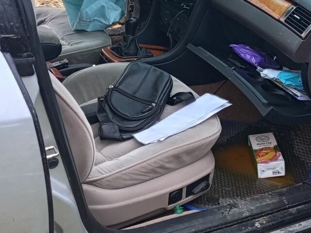 Сірий Ауді А6, об'ємом двигуна 2.8 л та пробігом 400 тис. км за 1900 $, фото 5 на Automoto.ua