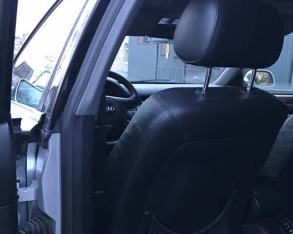 Серый Ауди А6, объемом двигателя 2.5 л и пробегом 329 тыс. км за 3699 $, фото 12 на Automoto.ua