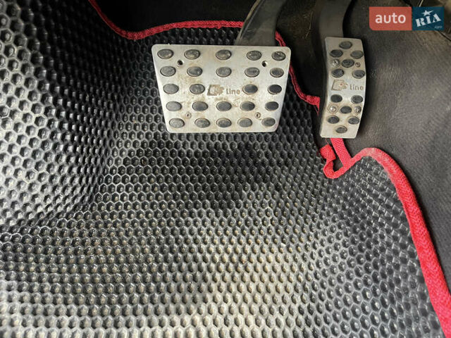 Серый Ауди А6, объемом двигателя 2.5 л и пробегом 300 тыс. км за 4500 $, фото 19 на Automoto.ua