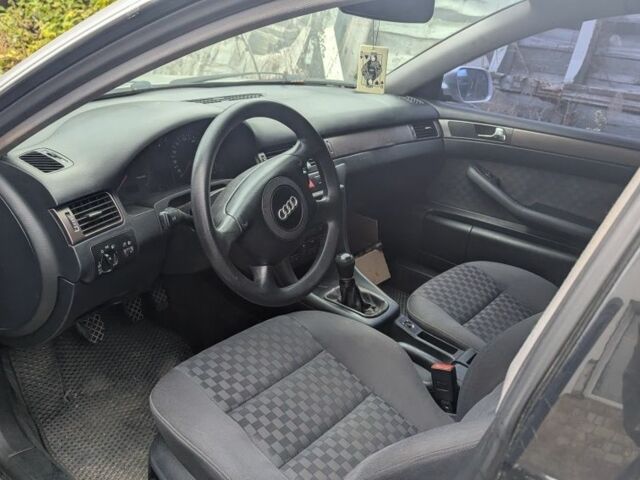 Серый Ауди А6, объемом двигателя 0 л и пробегом 445 тыс. км за 1500 $, фото 4 на Automoto.ua