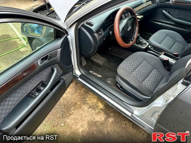 Сірий Ауді А6, об'ємом двигуна 1.9 л та пробігом 0 тис. км за 4000 $, фото 1 на Automoto.ua