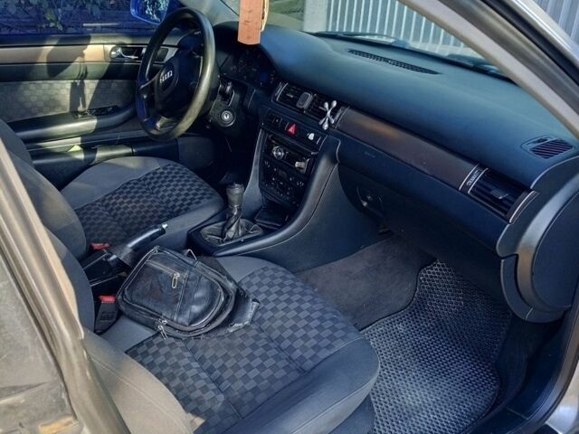 Сірий Ауді А6, об'ємом двигуна 2.5 л та пробігом 555 тис. км за 3500 $, фото 3 на Automoto.ua
