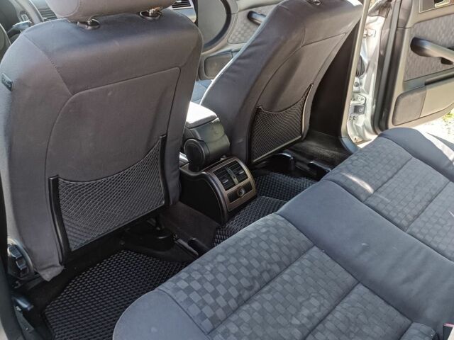 Серый Ауди А6, объемом двигателя 2.5 л и пробегом 383 тыс. км за 3300 $, фото 6 на Automoto.ua