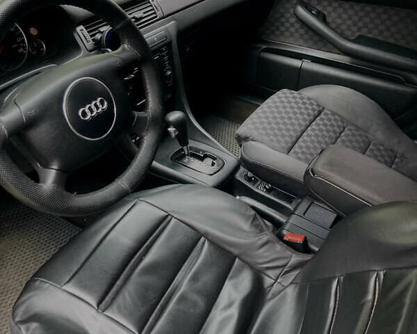 Серый Ауди А6, объемом двигателя 2.5 л и пробегом 427 тыс. км за 5500 $, фото 8 на Automoto.ua