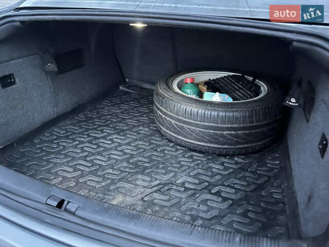 Сірий Ауді А6, об'ємом двигуна 2.4 л та пробігом 290 тис. км за 5850 $, фото 60 на Automoto.ua