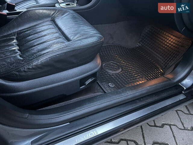 Сірий Ауді А6, об'ємом двигуна 2.4 л та пробігом 290 тис. км за 5850 $, фото 53 на Automoto.ua