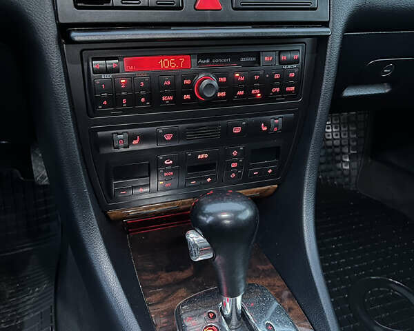 Сірий Ауді А6, об'ємом двигуна 2.4 л та пробігом 290 тис. км за 5850 $, фото 37 на Automoto.ua