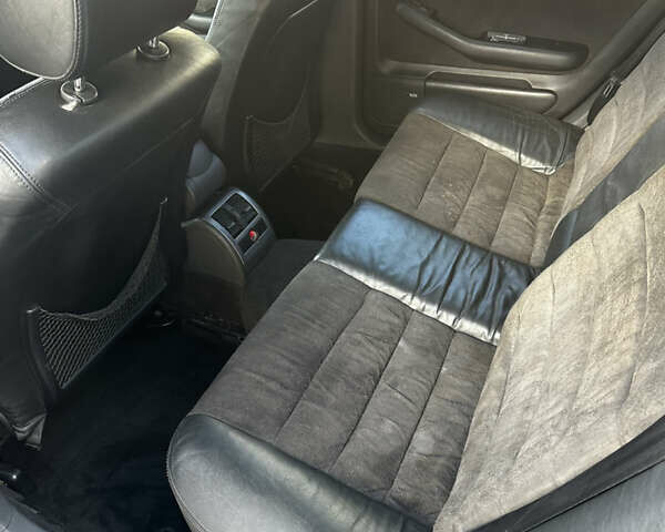 Серый Ауди А6, объемом двигателя 2.5 л и пробегом 400 тыс. км за 3900 $, фото 6 на Automoto.ua