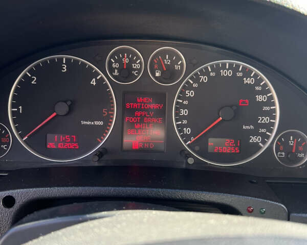 Ауди А6 2002 в Черновцах на Automoto.ua Серый Ауди А6, объемом двигателя 2.5 л и пробегом 250 тыс. км за 4200 $, фото 8 на Automoto.ua