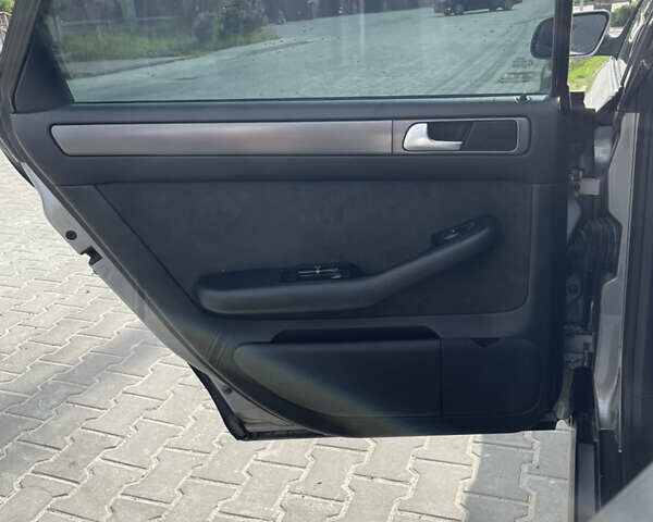 Серый Ауди А6, объемом двигателя 2.5 л и пробегом 444 тыс. км за 4599 $, фото 9 на Automoto.ua