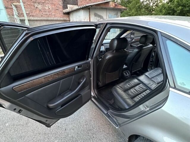 Серый Ауди А6, объемом двигателя 2.4 л и пробегом 288 тыс. км за 5600 $, фото 6 на Automoto.ua