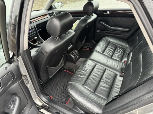 Серый Ауди А6, объемом двигателя 1.9 л и пробегом 320 тыс. км за 3138 $, фото 10 на Automoto.ua