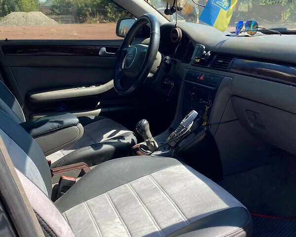 Серый Ауди А6, объемом двигателя 2.5 л и пробегом 338 тыс. км за 5000 $, фото 3 на Automoto.ua