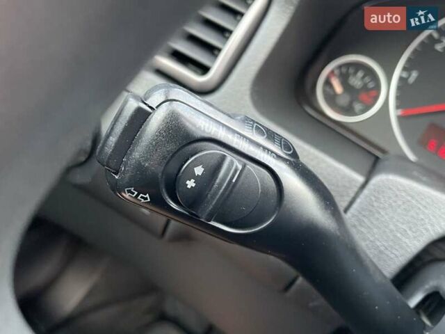 Серый Ауди А6, объемом двигателя 1.8 л и пробегом 219 тыс. км за 6250 $, фото 46 на Automoto.ua