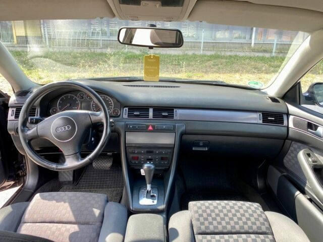 Сірий Ауді А6, об'ємом двигуна 1.8 л та пробігом 270 тис. км за 3499 $, фото 8 на Automoto.ua