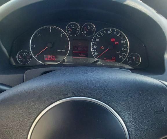 Сірий Ауді А6, об'ємом двигуна 2.5 л та пробігом 252 тис. км за 4200 $, фото 8 на Automoto.ua