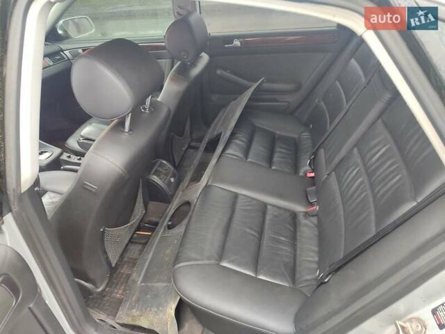 Серый Ауди А6, объемом двигателя 3 л и пробегом 200 тыс. км за 2000 $, фото 3 на Automoto.ua