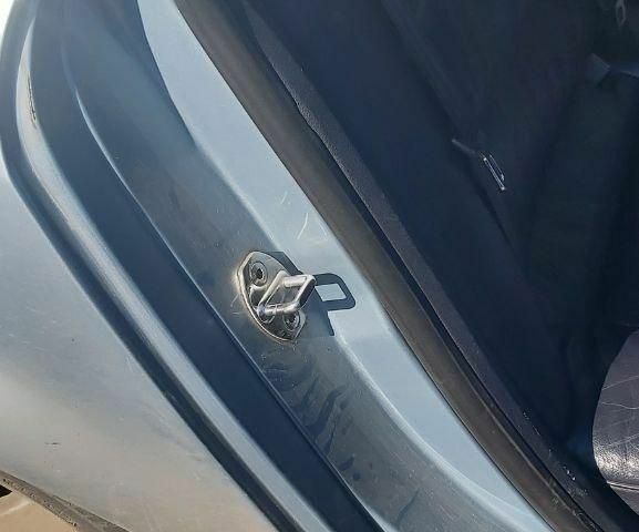 Сірий Ауді А6, об'ємом двигуна 2.5 л та пробігом 252 тис. км за 4200 $, фото 1 на Automoto.ua