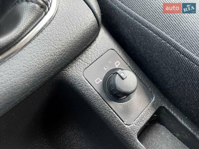 Серый Ауди А6, объемом двигателя 1.8 л и пробегом 219 тыс. км за 6250 $, фото 38 на Automoto.ua