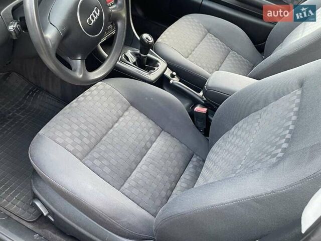 Серый Ауди А6, объемом двигателя 1.8 л и пробегом 219 тыс. км за 6250 $, фото 33 на Automoto.ua