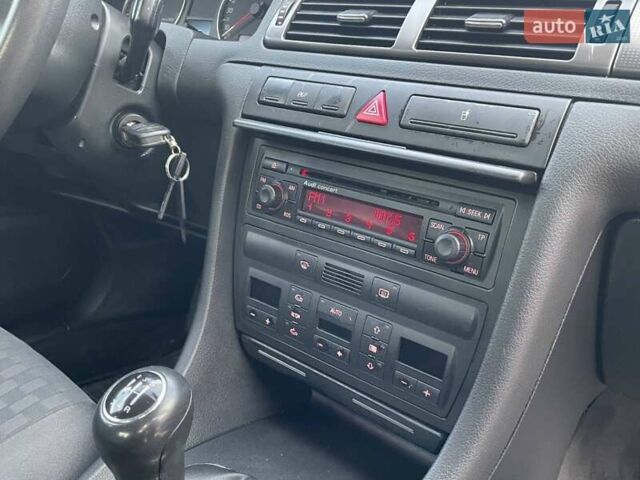 Серый Ауди А6, объемом двигателя 1.8 л и пробегом 219 тыс. км за 6250 $, фото 49 на Automoto.ua