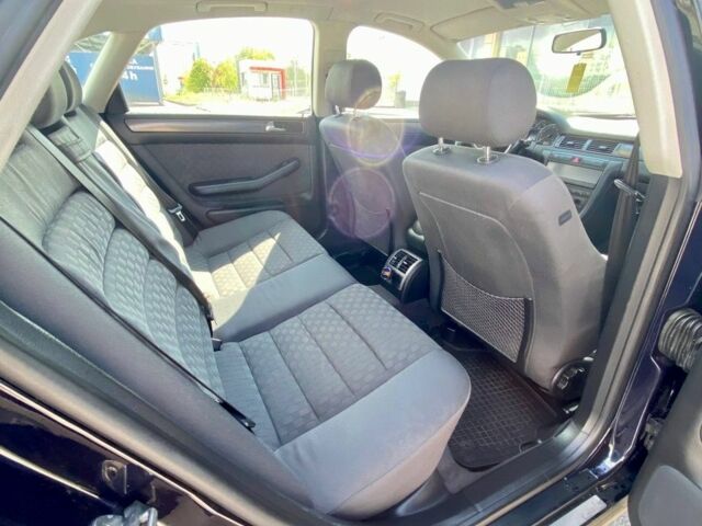 Сірий Ауді А6, об'ємом двигуна 1.8 л та пробігом 270 тис. км за 3499 $, фото 14 на Automoto.ua