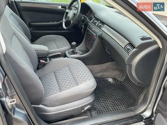 Серый Ауди А6, объемом двигателя 1.8 л и пробегом 219 тыс. км за 6250 $, фото 52 на Automoto.ua