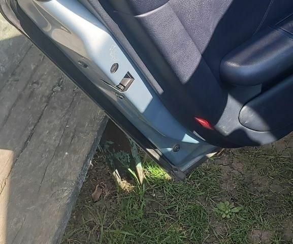 Сірий Ауді А6, об'ємом двигуна 2.5 л та пробігом 252 тис. км за 4200 $, фото 6 на Automoto.ua