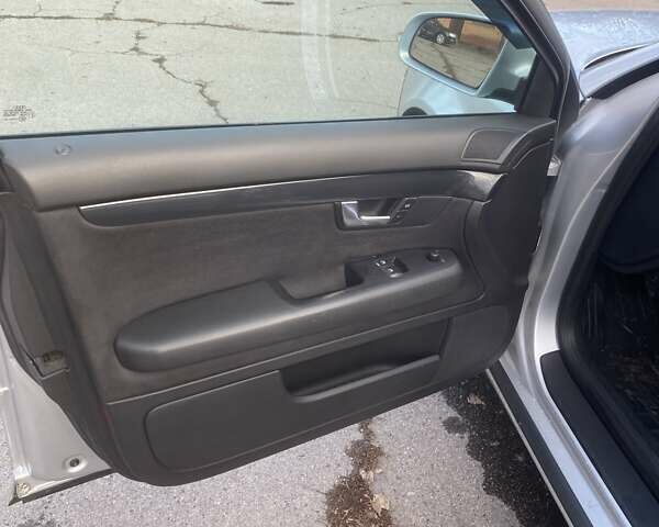 Сірий Ауді А6, об'ємом двигуна 1.6 л та пробігом 247 тис. км за 5300 $, фото 7 на Automoto.ua