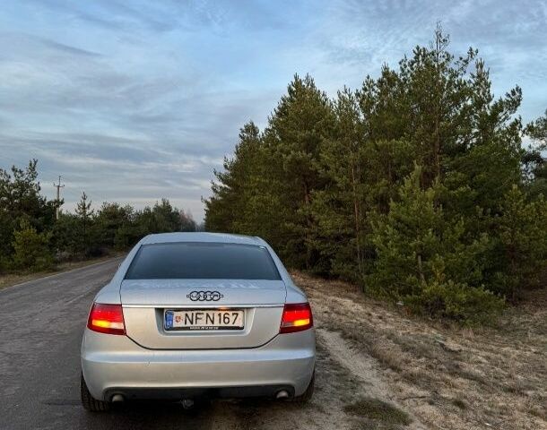 Серый Ауди А6, объемом двигателя 3 л и пробегом 290 тыс. км за 3600 $, фото 2 на Automoto.ua