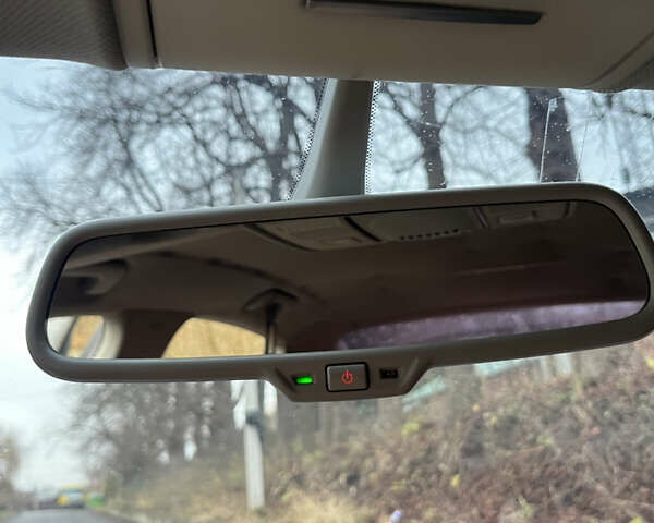 Серый Ауди А6, объемом двигателя 2.39 л и пробегом 303 тыс. км за 6200 $, фото 61 на Automoto.ua