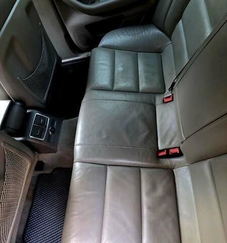 Серый Ауди А6, объемом двигателя 3 л и пробегом 405 тыс. км за 7800 $, фото 2 на Automoto.ua